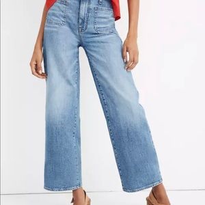 Wide-Leg Crop Jeans in Chesney Wash